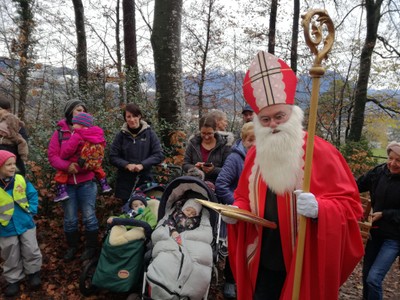 Nikolausfeier im Wald